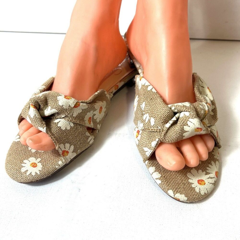 (S1)Jessica Simpson, jute sandals with floral print and rhinestone heel,Sz 8.5 M